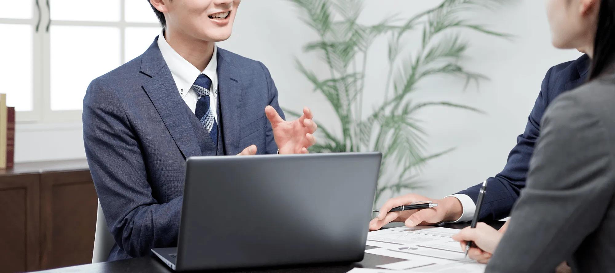 株式会社バトンズ